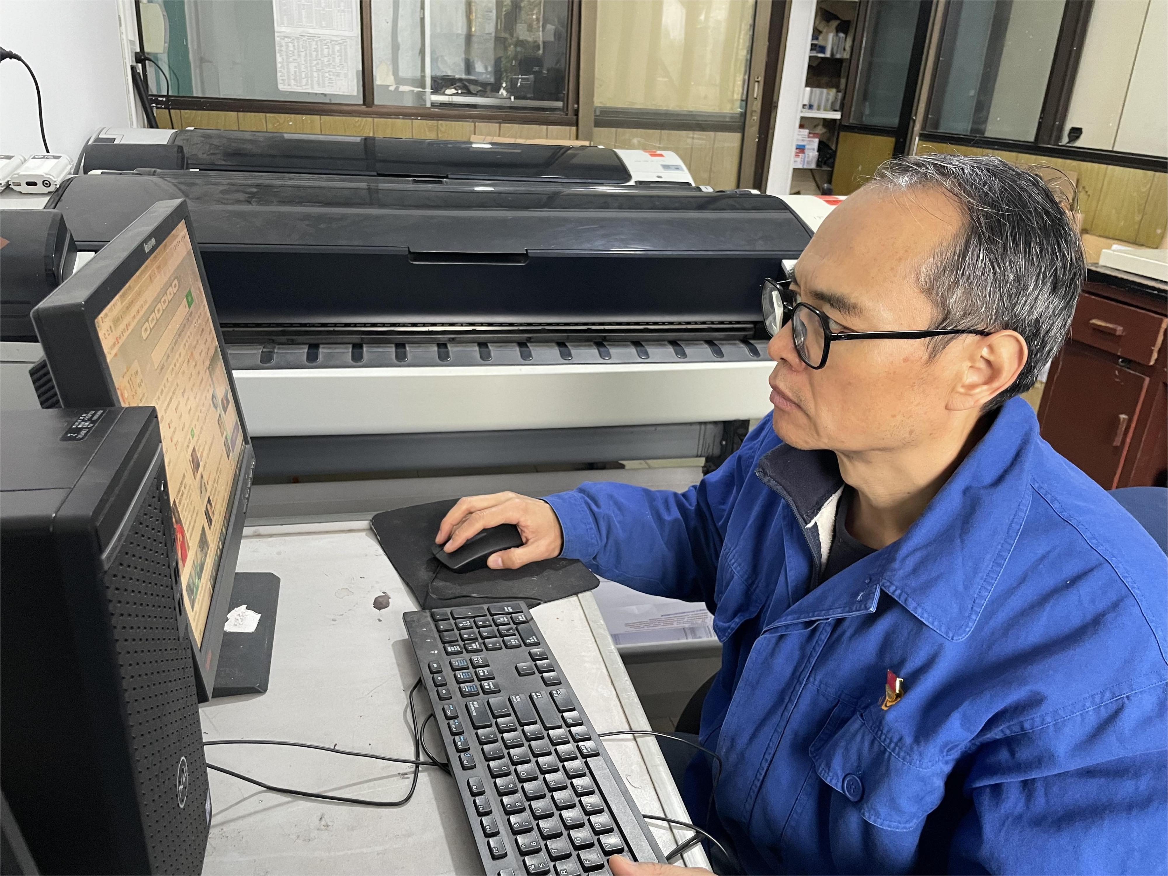 【身边模范】汪永东：以专业精神点亮信息化之路_钱柜qg777