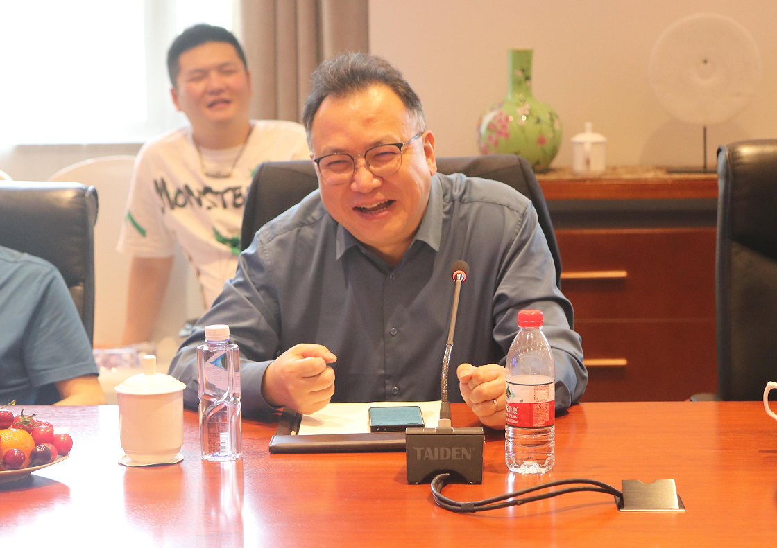 携手并进  砥砺前行 ——贵阳险峰乐成举行2025年经销商大会_钱柜qg777
